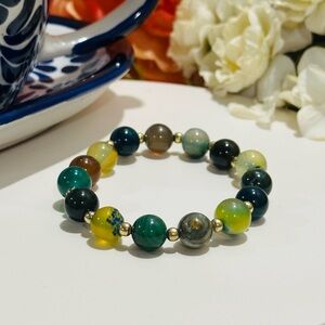 Emerald Green Beaded Bracelet with Natural Stones